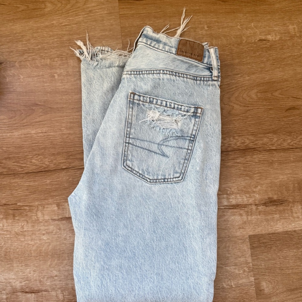 American Eagle Outfitters Light Blue Women’s 90’s Straight Jeans
